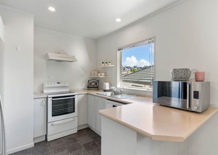  at 1/8 Knott Road, Stanmore Bay, Rodney, Auckland