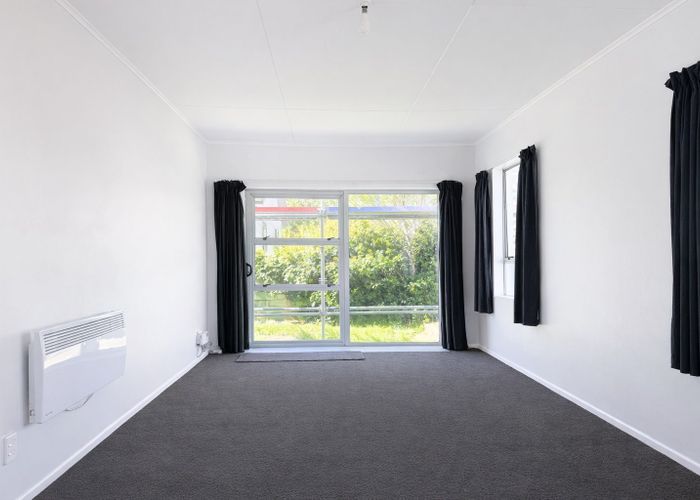  at 6/46 Awamutu Grove, Waiwhetu, Lower Hutt, Wellington