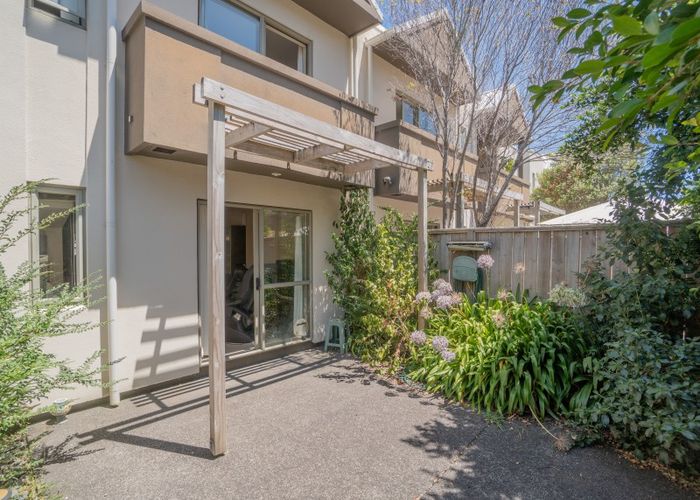  at 13/21 Hunters Park Drive, Three Kings, Auckland