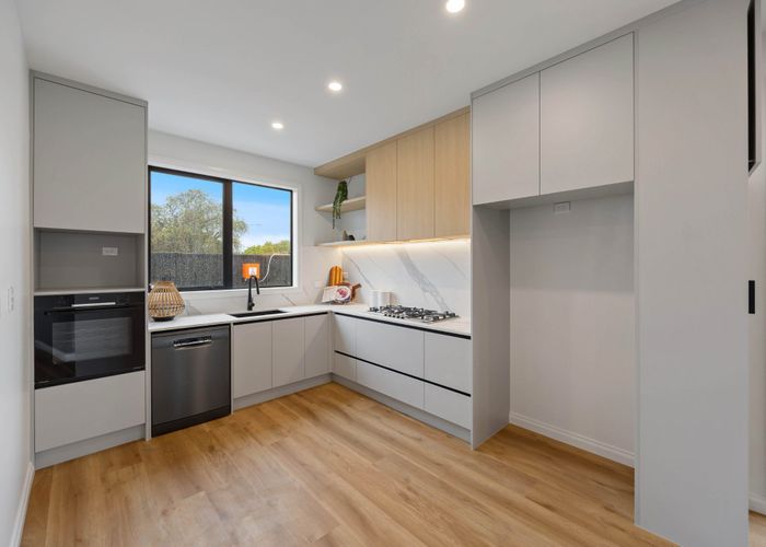  at 4 Chesley Place, Half Moon Bay, Manukau City, Auckland