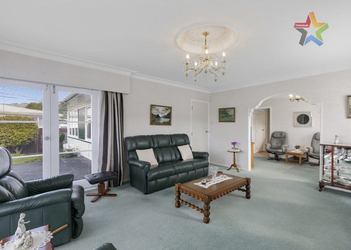 at 33 Rosebank Avenue, Avalon, Lower Hutt