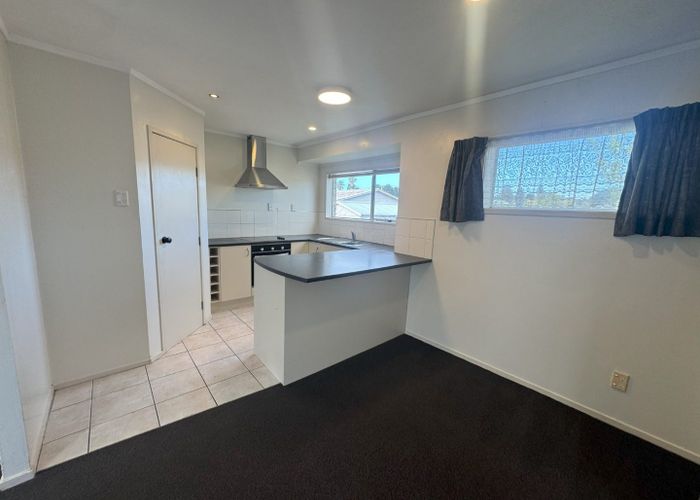  at 2/13 Alexander St, Papakura, Papakura, Auckland