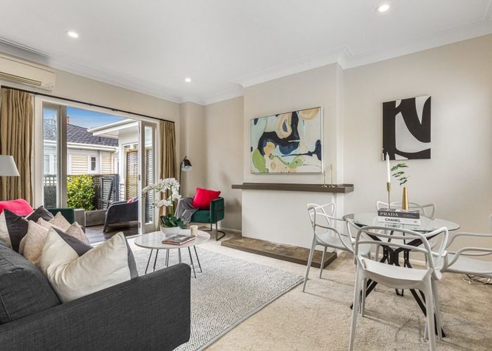  at 2/39 Patteson Avenue, Mission Bay, Auckland City, Auckland