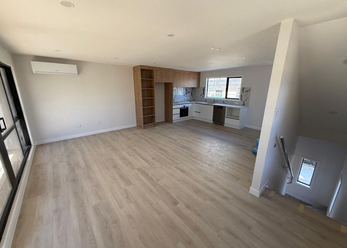  at 10c Howe Street, Howick, Manukau City, Auckland