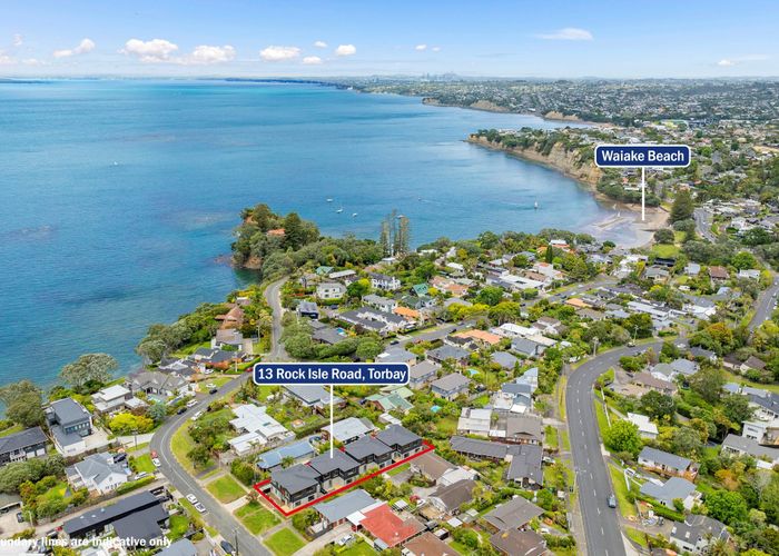  at 13B, C, D Rock Isle Road, Torbay, North Shore City, Auckland