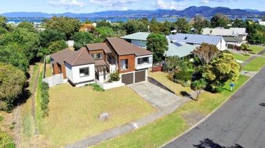  at 16 Papaunahi Road, Bowentown, Waihi Beach