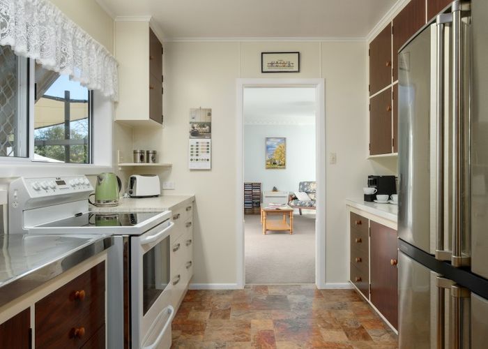  at 3 Seddon Crescent, Whataupoko, Gisborne