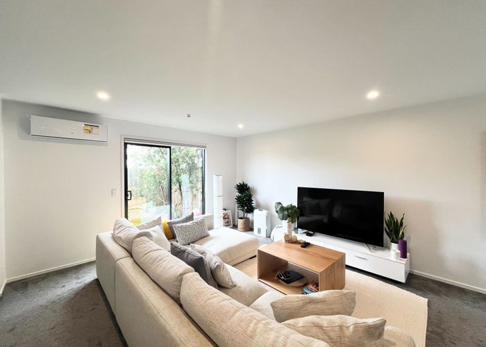  at 52E Vodanovich Road, Te Atatu South, Waitakere City, Auckland