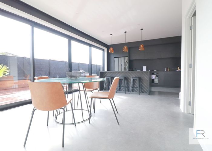  at 4 Tapuwae Way, Mangere Bridge, Auckland