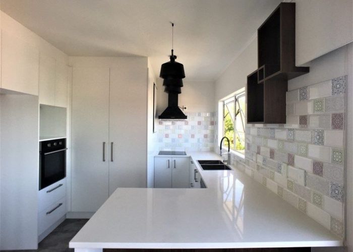  at 3/270 Wairau Road, Glenfield, North Shore City, Auckland