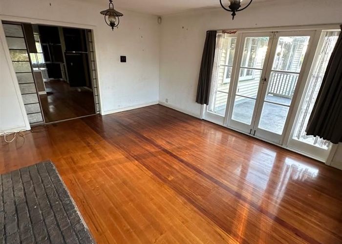  at 26 Domain Road, Panmure, Auckland City, Auckland