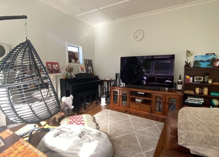  at 92 Wexford Road, Miramar, Wellington, Wellington