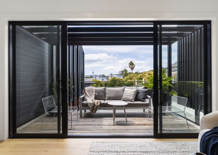  at 8/11 Western Springs Road, Kingsland, Auckland City, Auckland