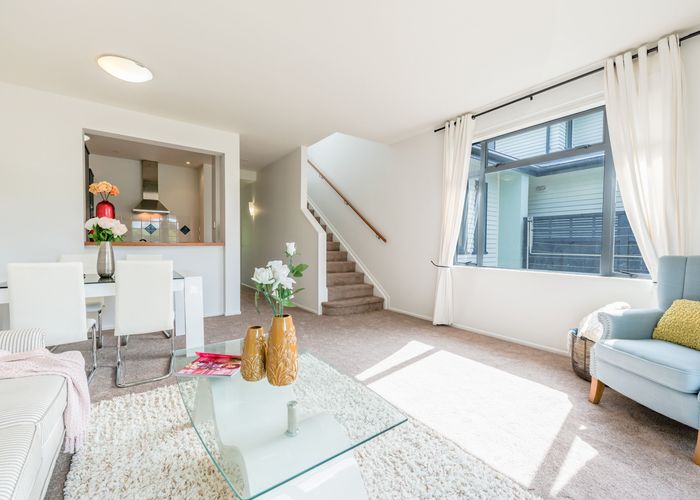  at 116/2 Armoy Drive, East Tamaki, Auckland