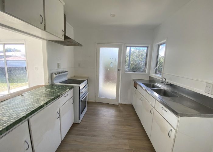  at 26 Orly Avenue, Mangere, Auckland