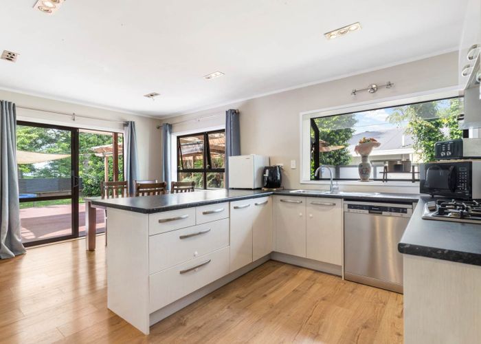  at 17 Pinehurst Place, Wattle Downs, Manukau City, Auckland