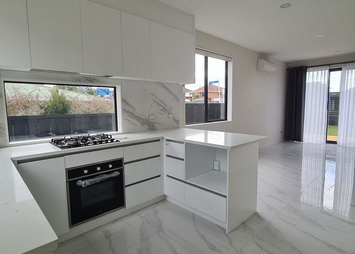  at 3/532 Glenfield Road, Glenfield, North Shore City, Auckland