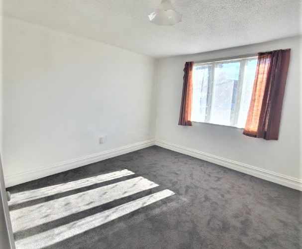  at 8a Central Terrace, Alicetown, Lower Hutt, Wellington