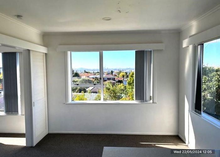  at 5A Tirimoana Road, Te Atatu South, Waitakere City, Auckland