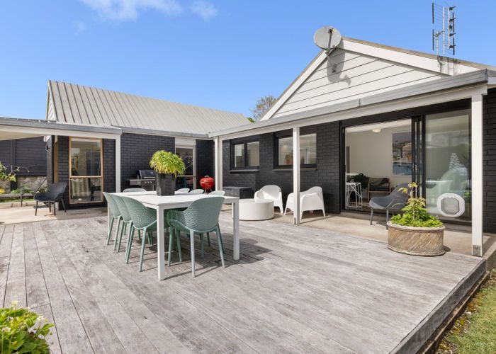  at 37 Pah Street, Matua, Tauranga