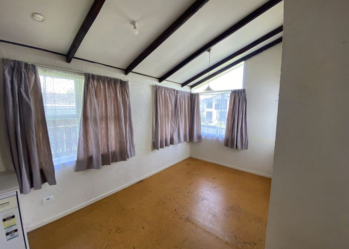  at 27 Royal Arch Place, Rosehill, Papakura, Auckland