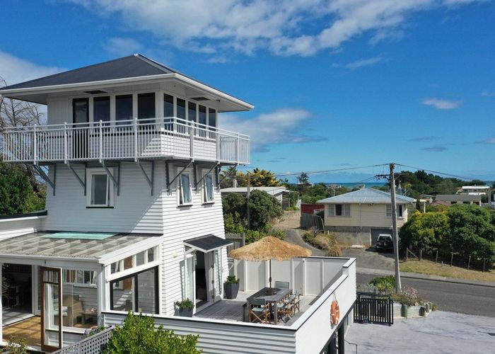  at 112 Kahukura Avenue, Waitarere Beach, Horowhenua, Manawatu / Whanganui