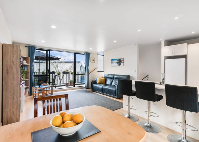  at 20/8 Flynn Street, Birkdale, North Shore City, Auckland