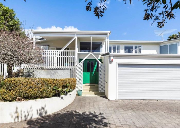  at 3/3 Seaview Road, Milford, Auckland
