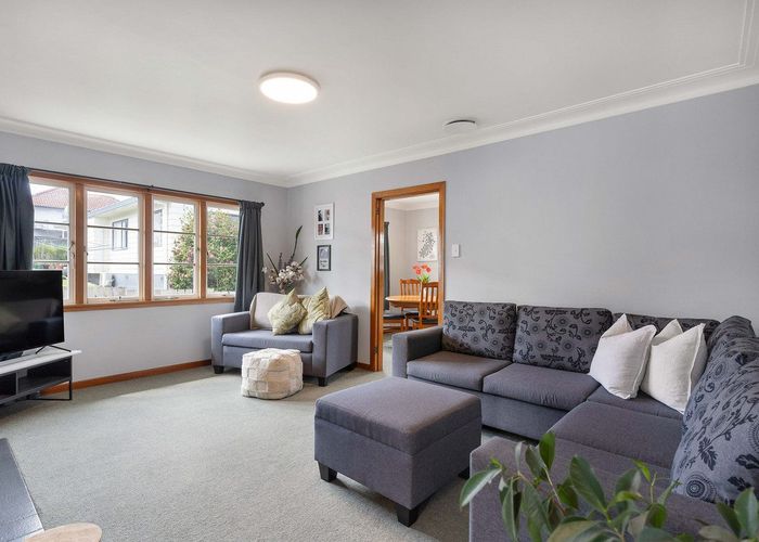  at 8 Watling Street, Gate Pa, Tauranga