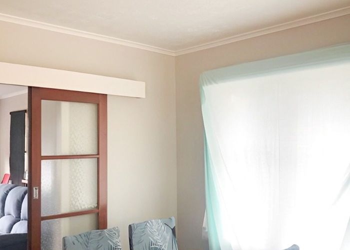  at 9 Roband Avenue, Glenfield, North Shore City, Auckland
