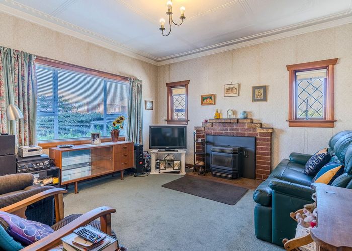  at 38 Mornington Road, Balaclava, Dunedin, Otago