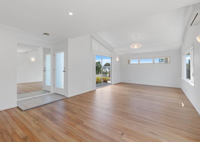  at 355 Pakuranga Road, Pakuranga Heights, Manukau City, Auckland