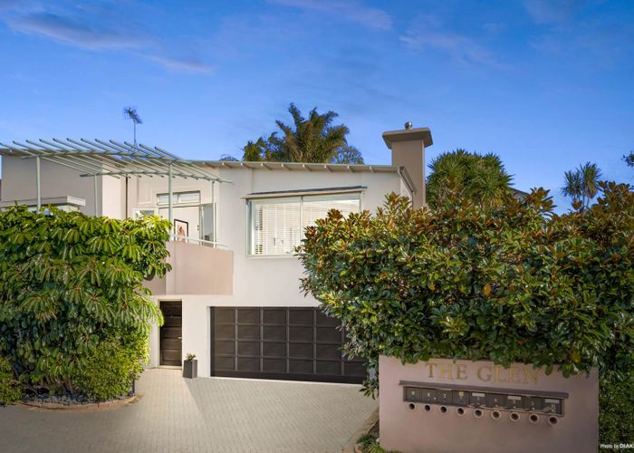  at 1/171 Riddell Road, Glendowie, Auckland
