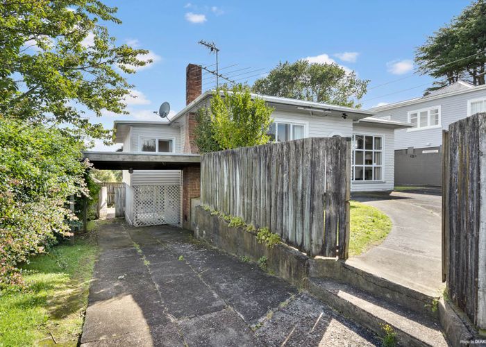  at 516 Mount Albert Road, Mount Roskill, Auckland