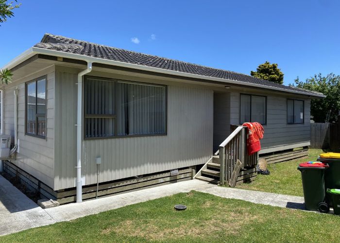  at 8A Quintal Place, Papatoetoe, Manukau City, Auckland