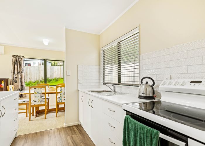 at 1/12 Styca Place, Sunnyvale, Auckland