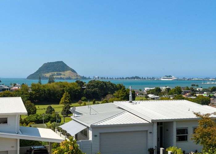  at 3 Seaview Road, Otumoetai, Tauranga, Bay Of Plenty