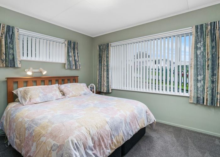  at 419 Warspite Avenue, Ascot Park, Porirua