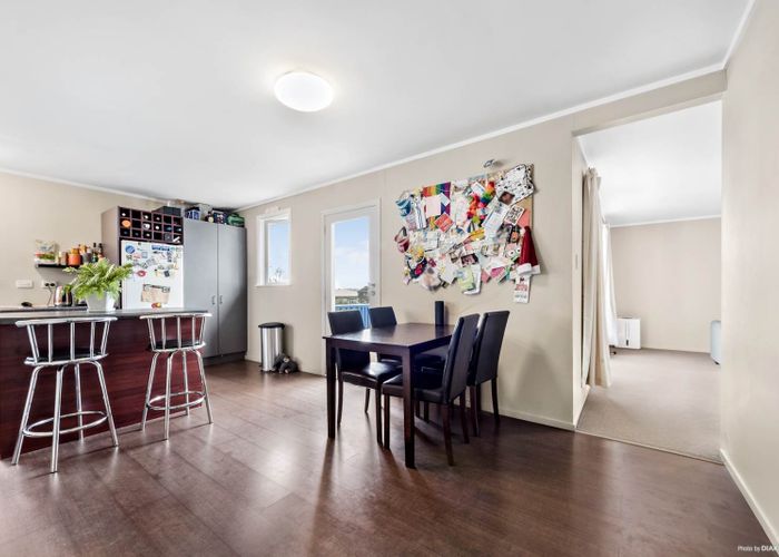  at 15A Mons Avenue, Mount Roskill, Auckland