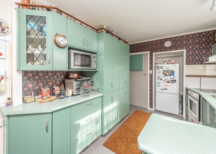  at 87 Manuka Street, Castlecliff, Whanganui