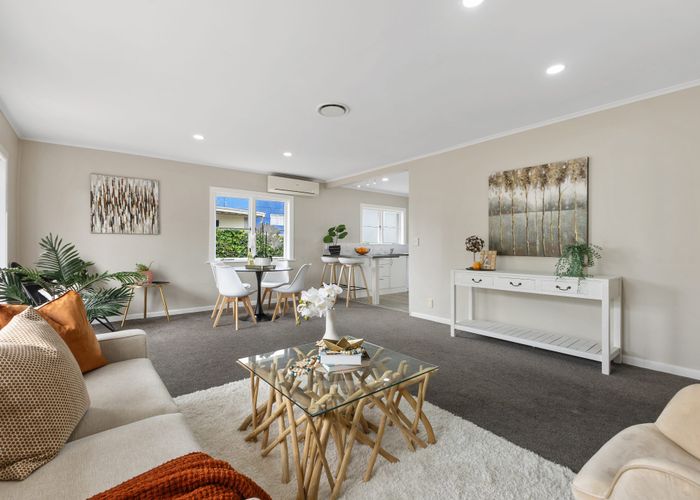  at 1/10 Botany Road, Howick, Manukau City, Auckland