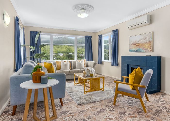  at 36 Handyside Street, Tawa, Wellington