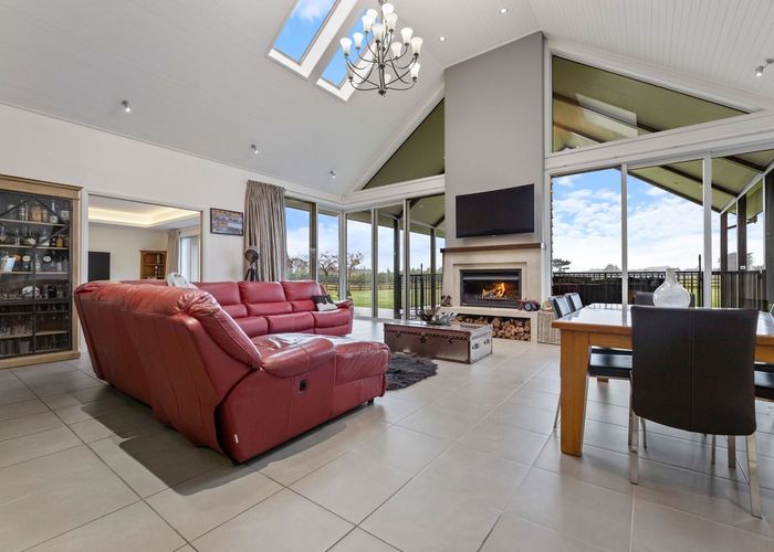  at 100 Wingatui Road, Mosgiel, Dunedin, Otago