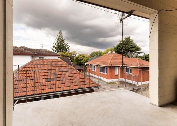  at 8/30 Princes Street East, Otahuhu, Auckland City, Auckland