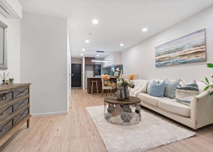  at 17/237 Swanson road, Henderson, Waitakere City, Auckland