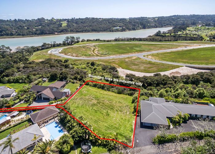  at 9C Kerema Way, Schnapper Rock, Auckland