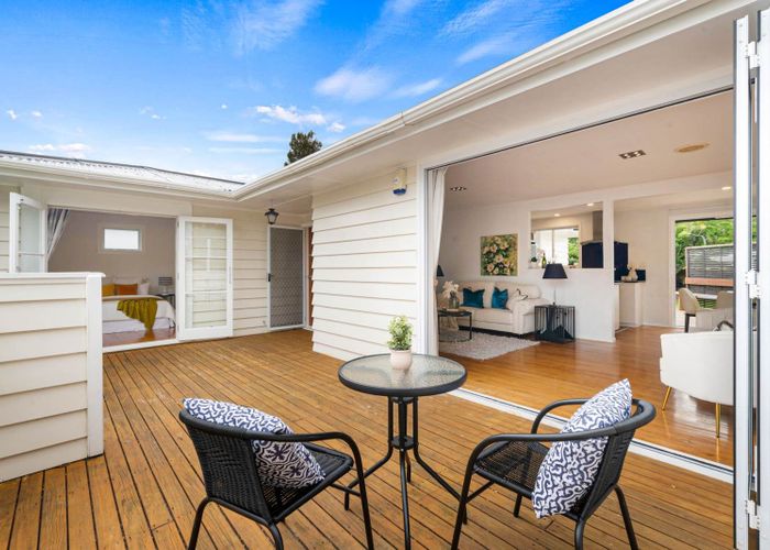  at 11 Koru Street, Mangere Bridge, Manukau City, Auckland