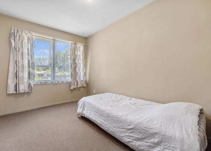  at 11 Manor Place, Bader, Hamilton