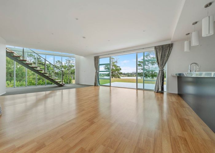  at 77 James Paige Lane, Riverhead