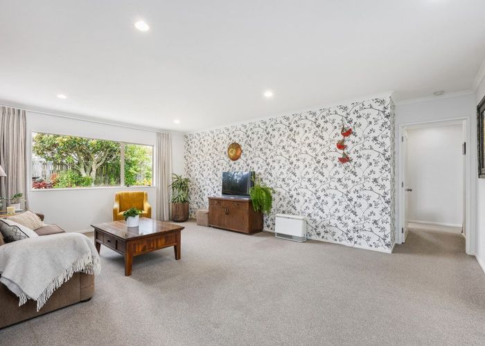 at 35 Rivervale Grove, Stanmore Bay, Whangaparaoa